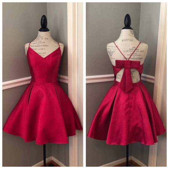 📌♥️BOOKMARK MY CLOSET📌♥️MEET THE POSHER📌👠 - Picture 12 of 16